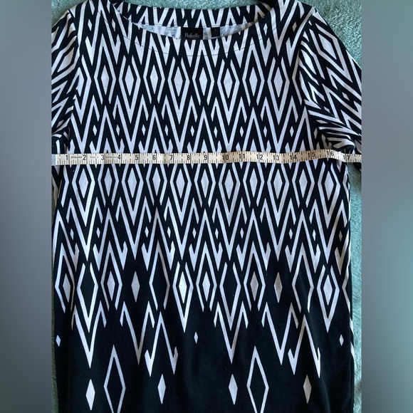 Almost new Rafaella top. Cotton knit geometric black and white medium - Picture 6 of 8